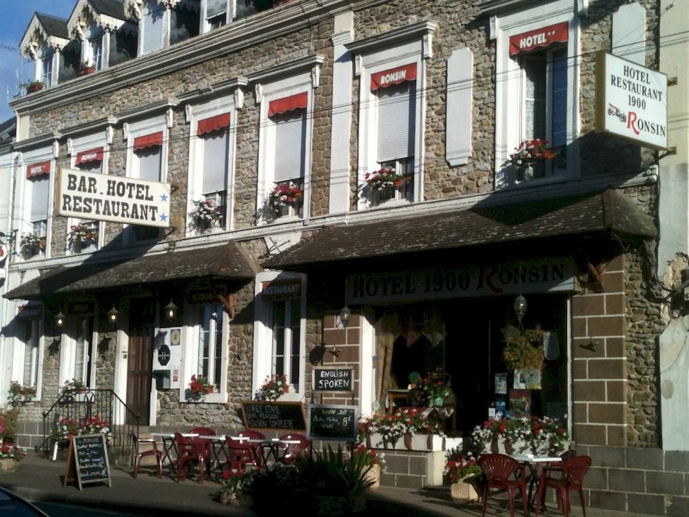 Hotel Ronsin Fresnay-sur-Sarthe Екстериор снимка