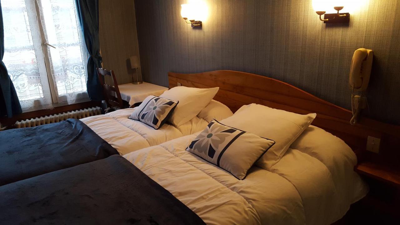 Hotel Ronsin Fresnay-sur-Sarthe Екстериор снимка
