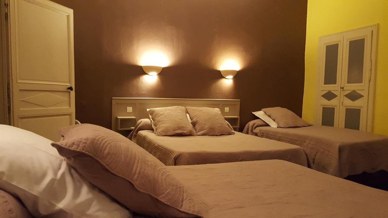 Hotel Ronsin Fresnay-sur-Sarthe Екстериор снимка
