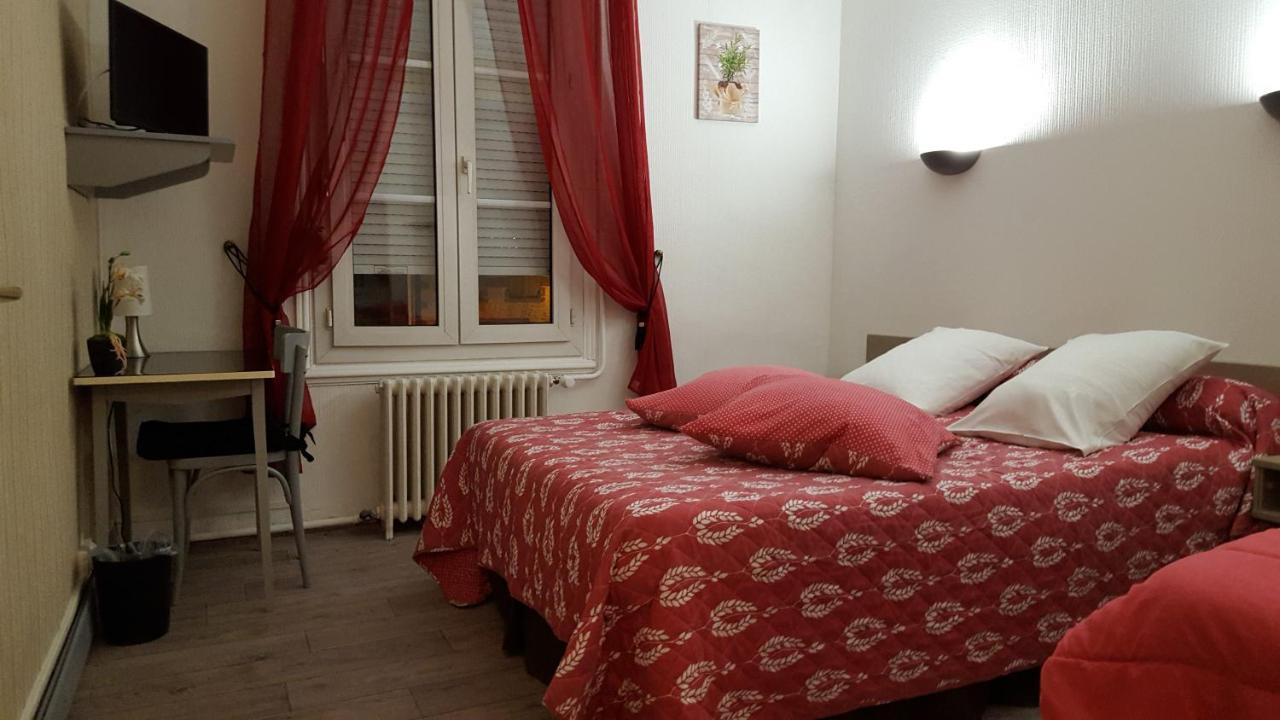 Hotel Ronsin Fresnay-sur-Sarthe Екстериор снимка
